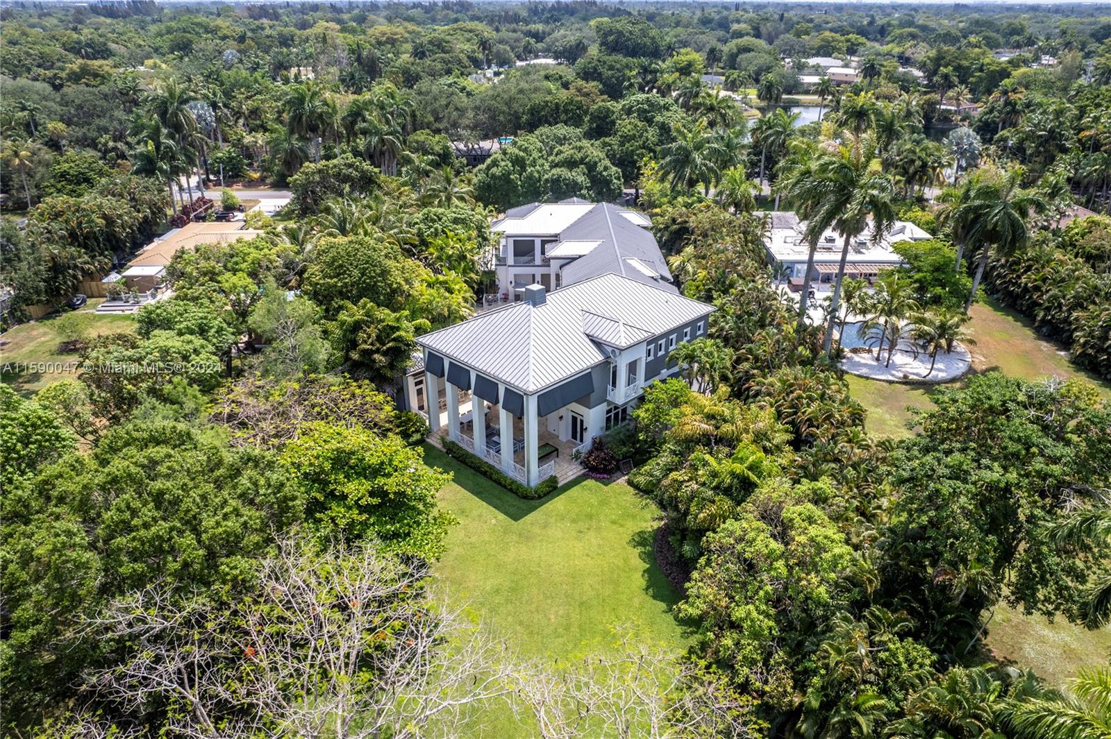 PLANTATION SECOND SEC AME - Residential