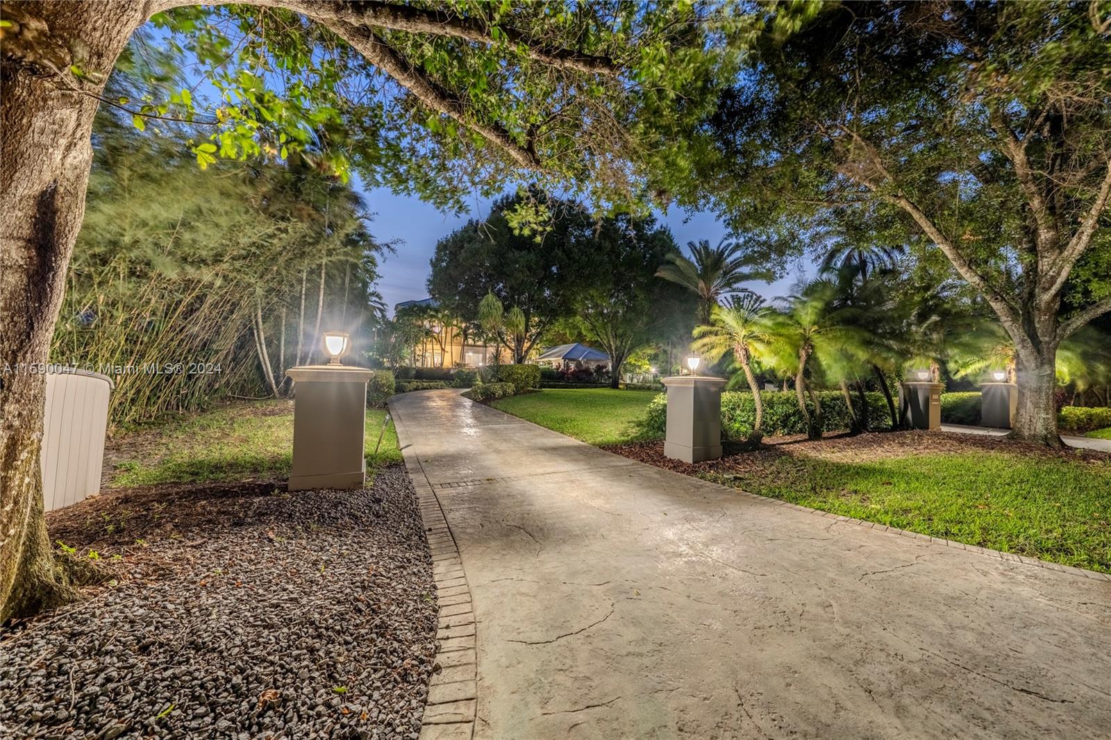 PLANTATION SECOND SEC AME - Residential