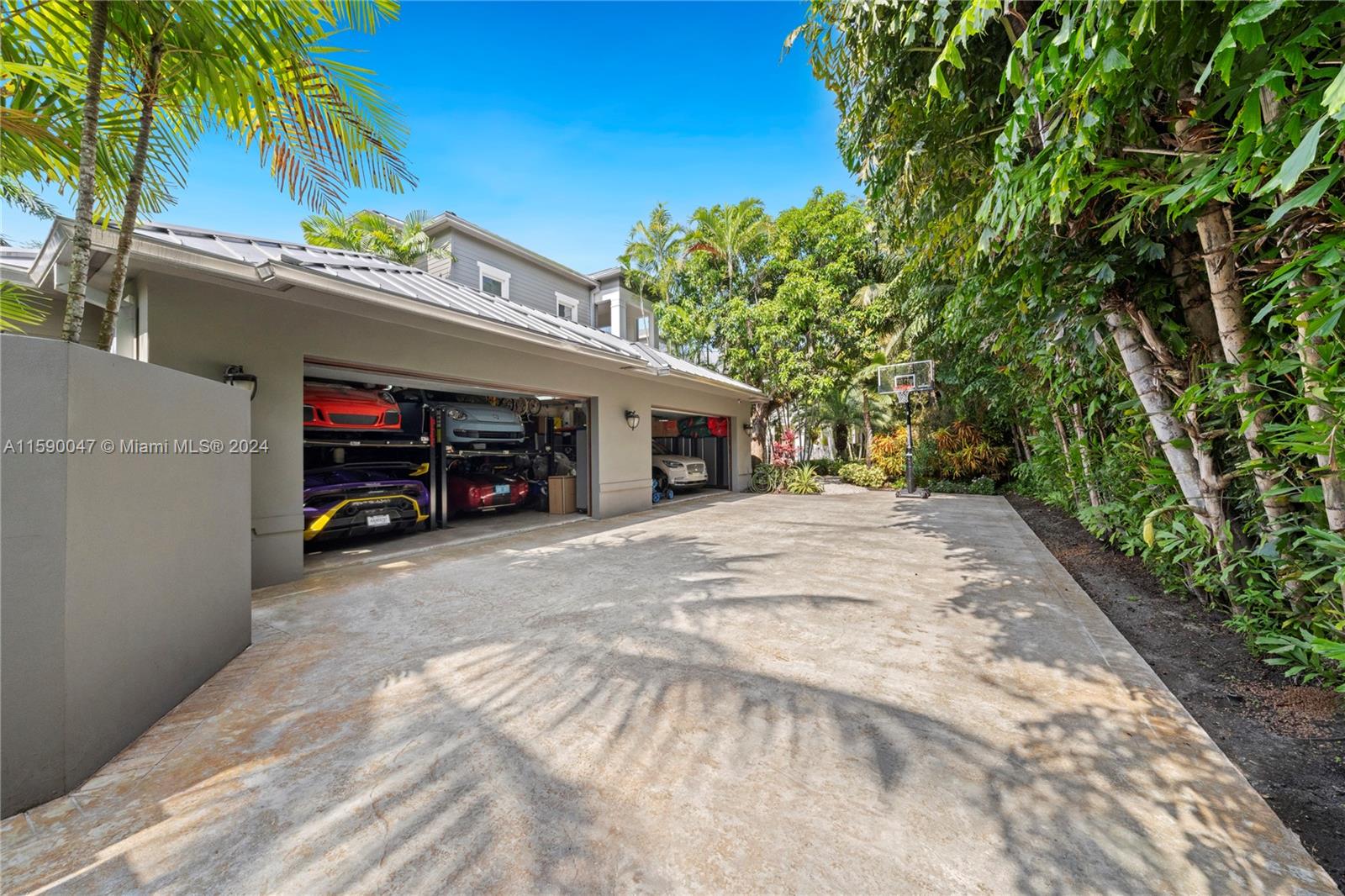 PLANTATION SECOND SEC AME - Residential