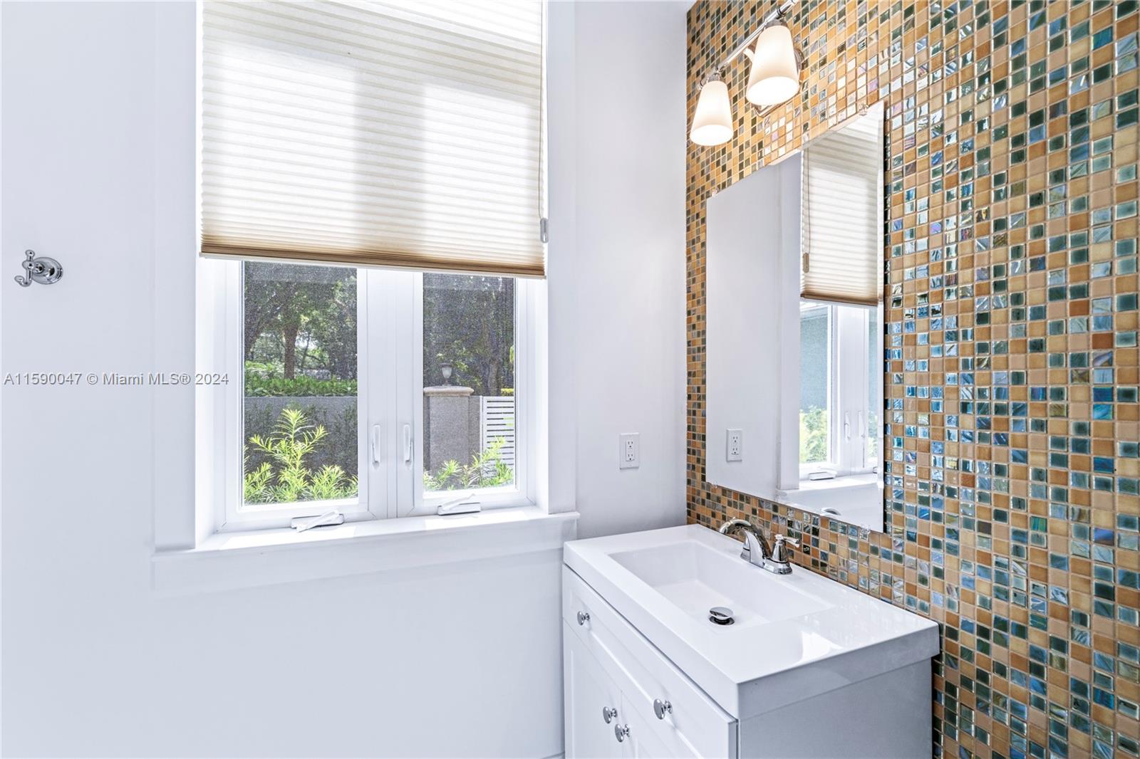 PLANTATION SECOND SEC AME - Residential