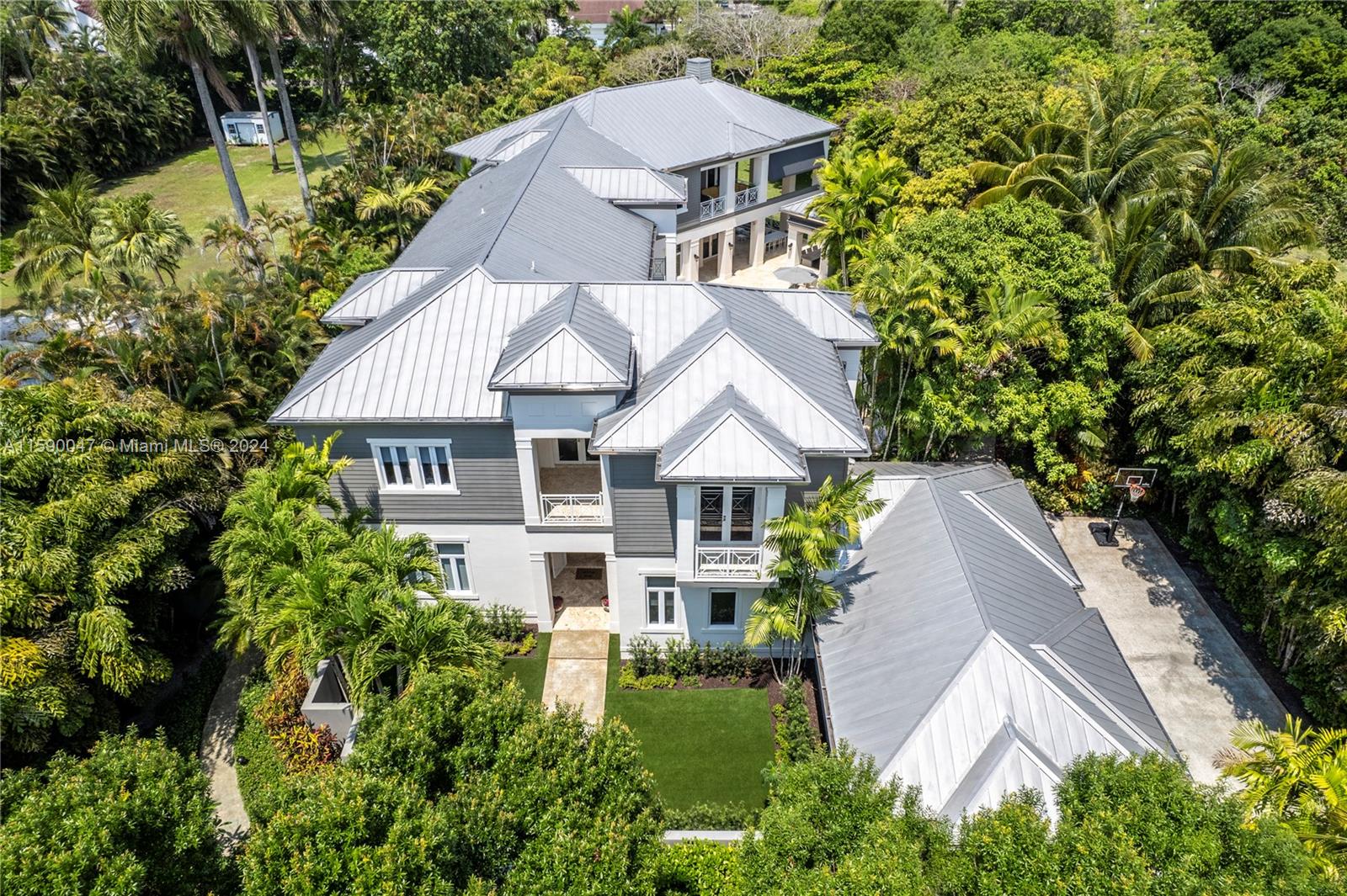 PLANTATION SECOND SEC AME - Residential