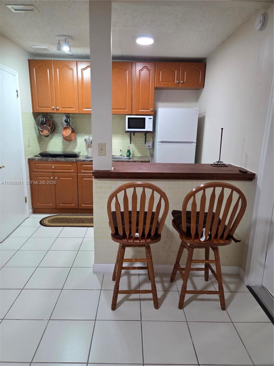 COQUI SUB - Residential Lease