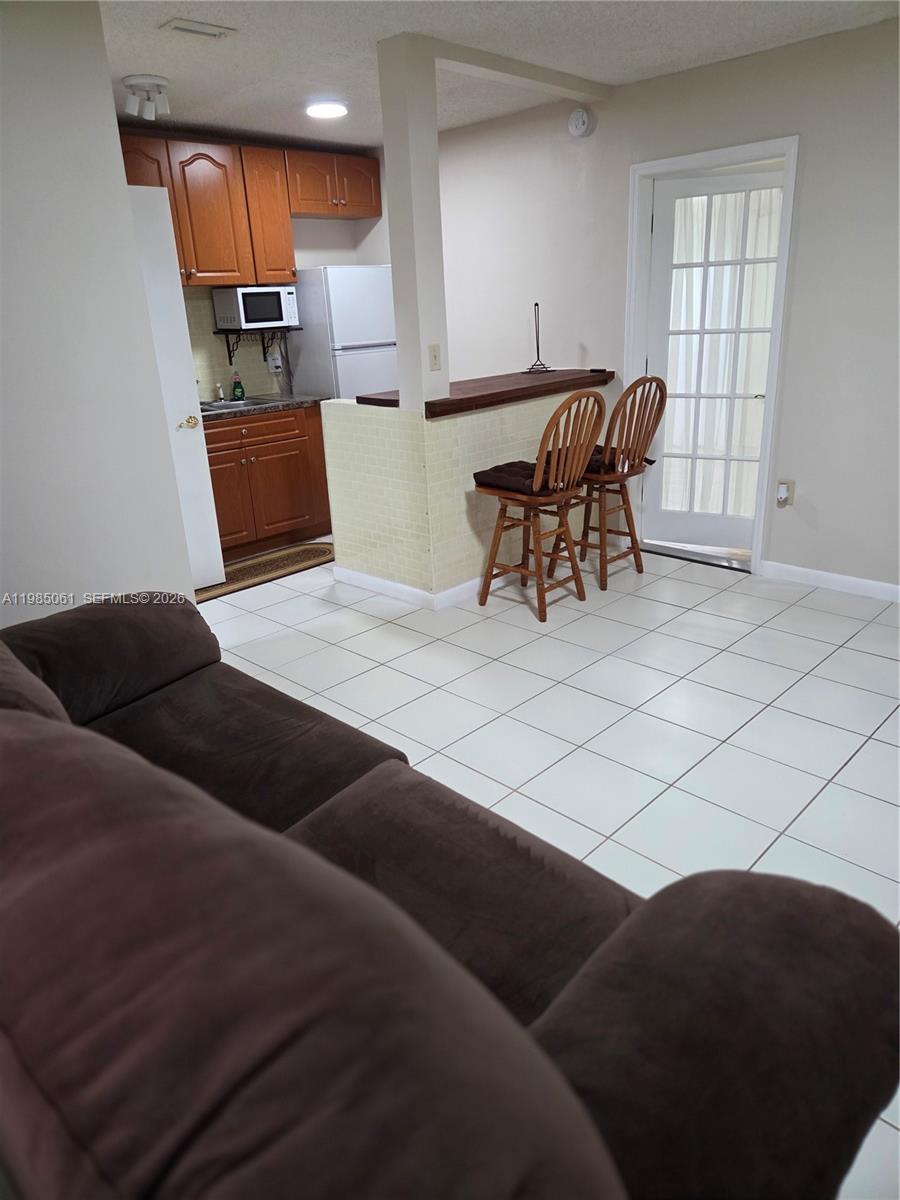 COQUI SUB - Residential Lease