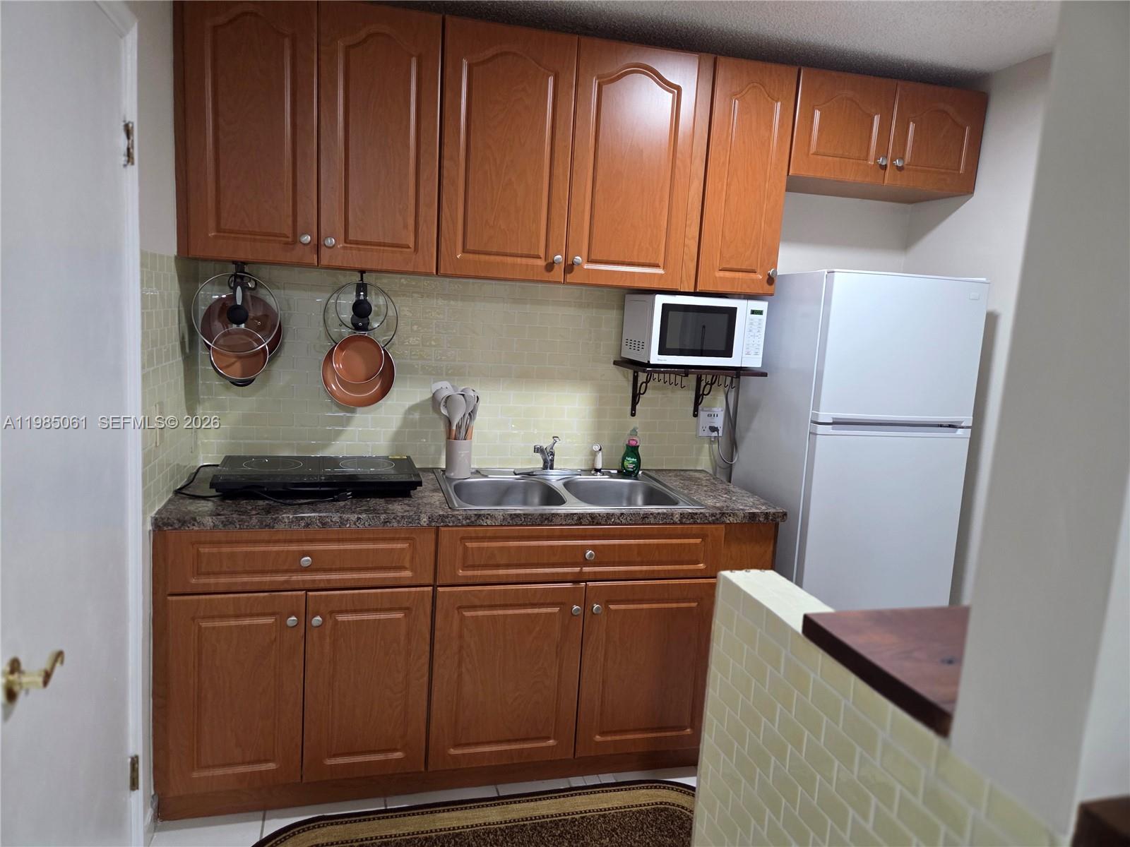 COQUI SUB - Residential Lease