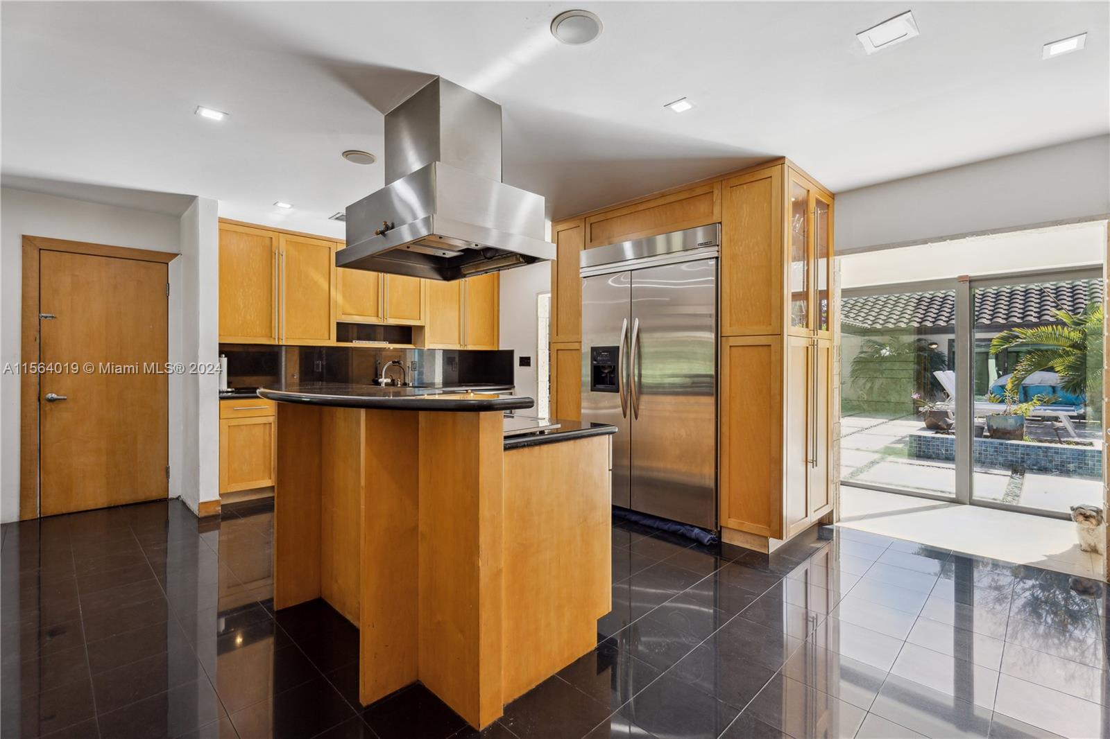 FLEEMAN ACRE ESTATES - Residential