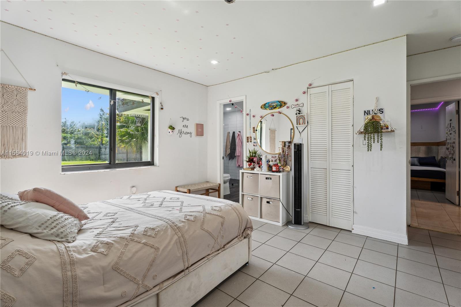 FLEEMAN ACRE ESTATES - Residential