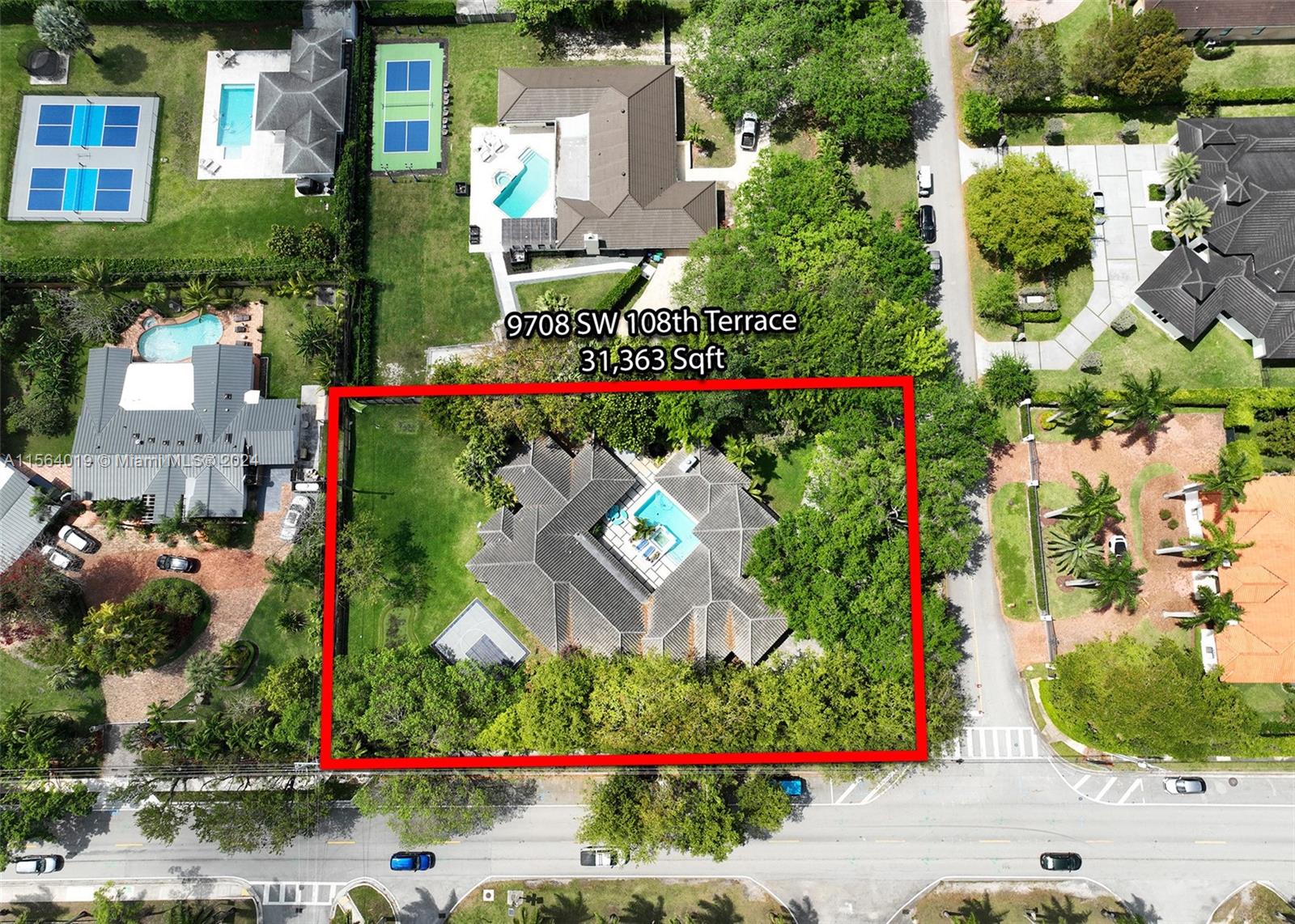 FLEEMAN ACRE ESTATES - Residential