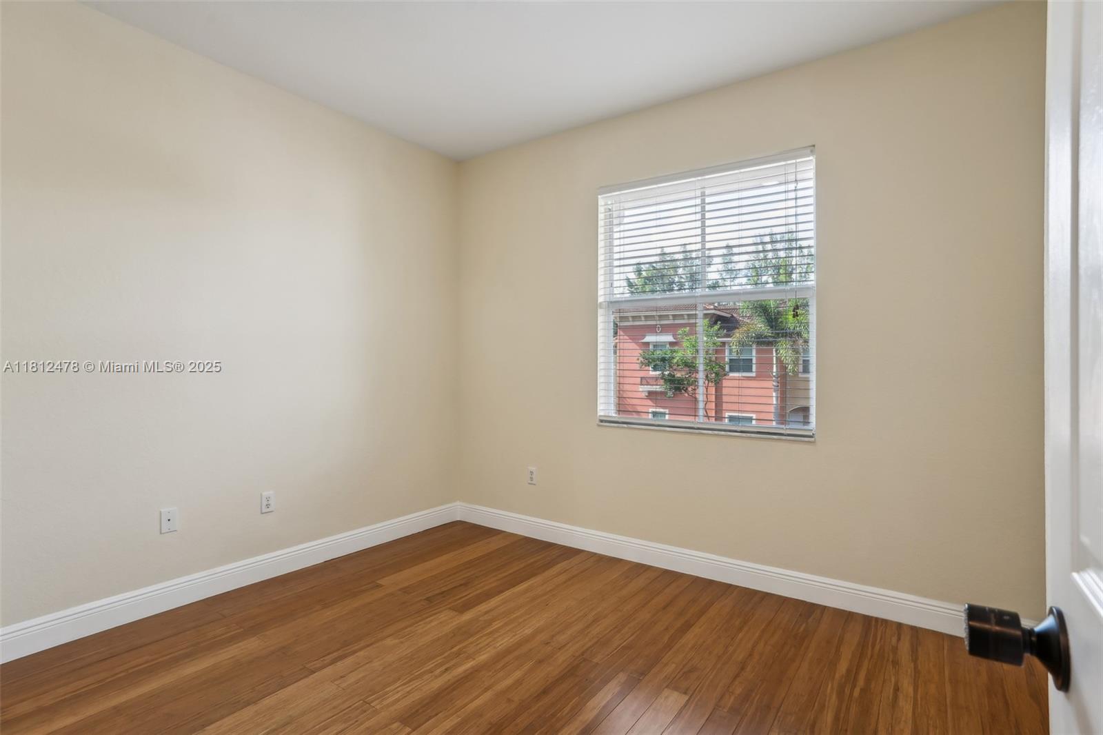 TUSCAN VILLAS CONDO - Residential