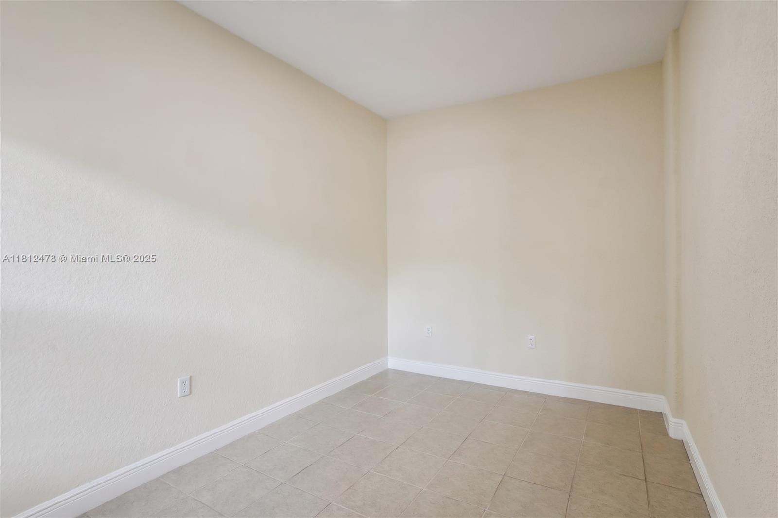 TUSCAN VILLAS CONDO - Residential