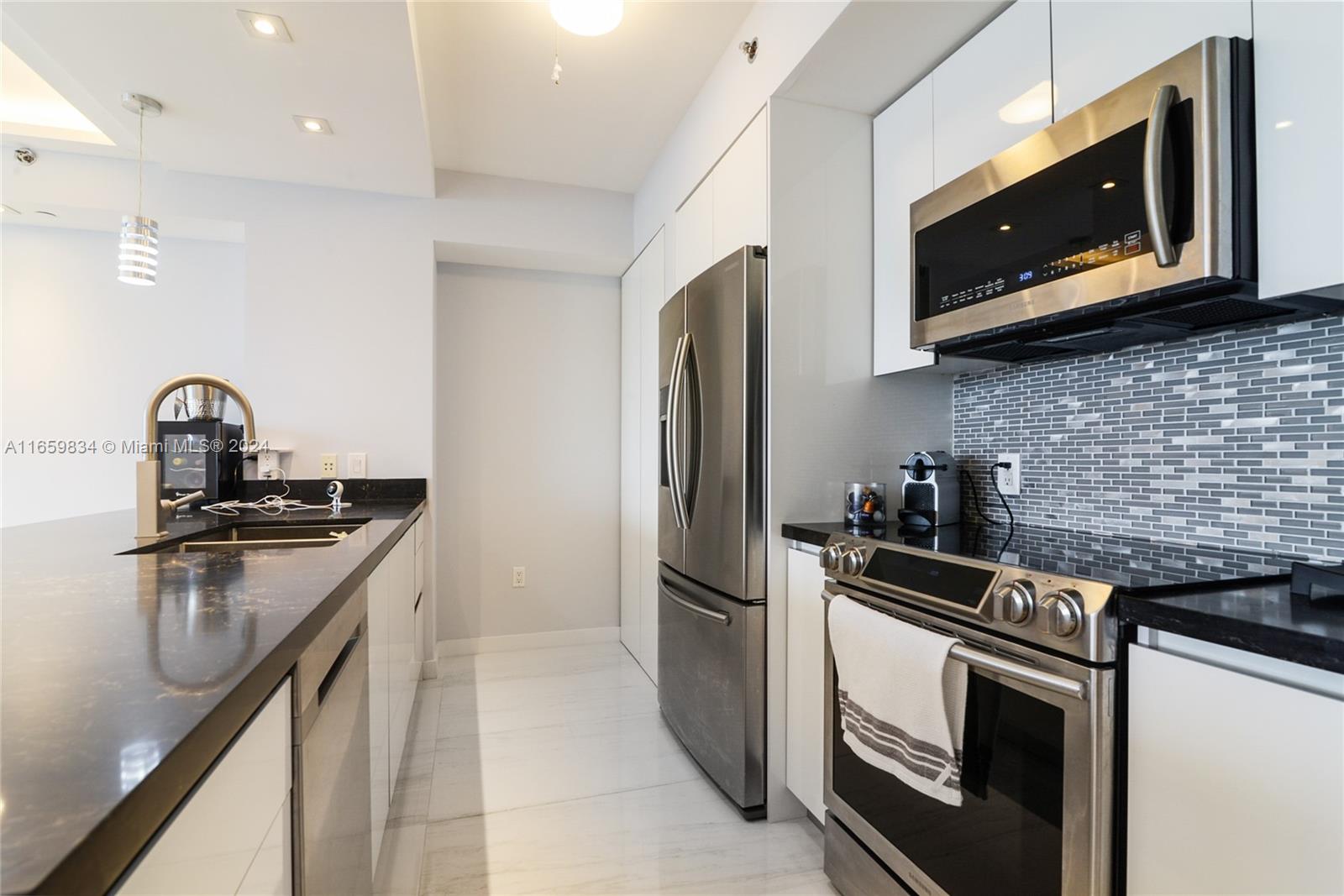BEACH CLUB TWO CONDO - Residential Lease