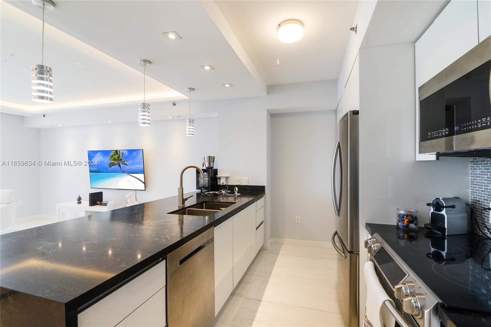 BEACH CLUB TWO CONDO - Residential Lease