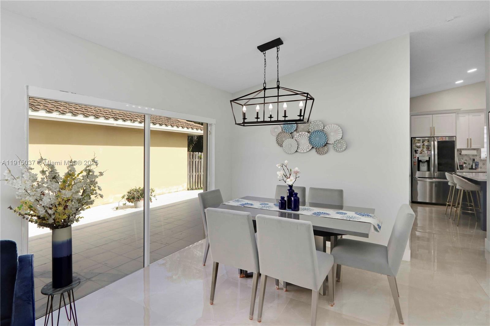 NATALIE HOMES - Residential