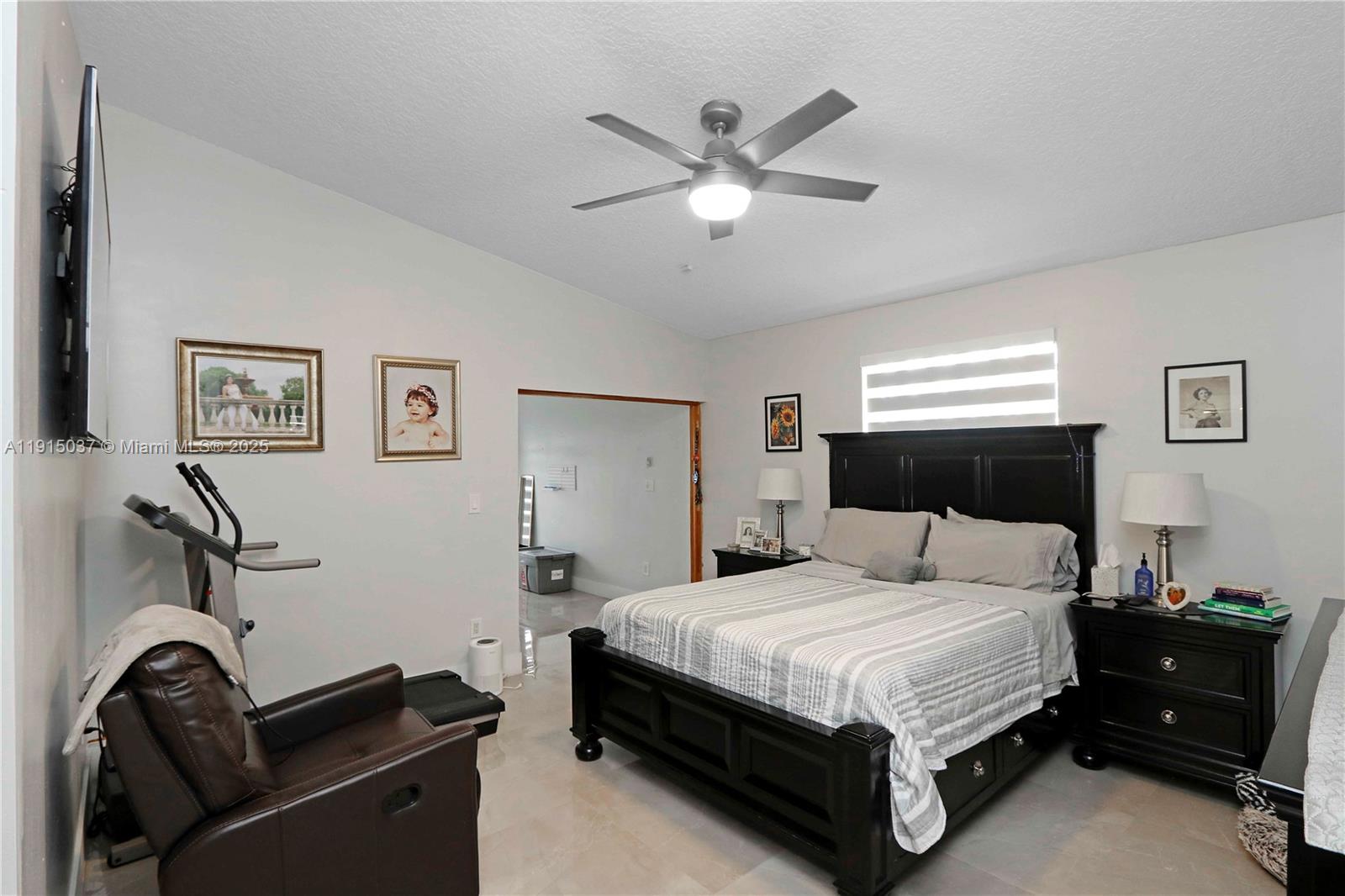 NATALIE HOMES - Residential