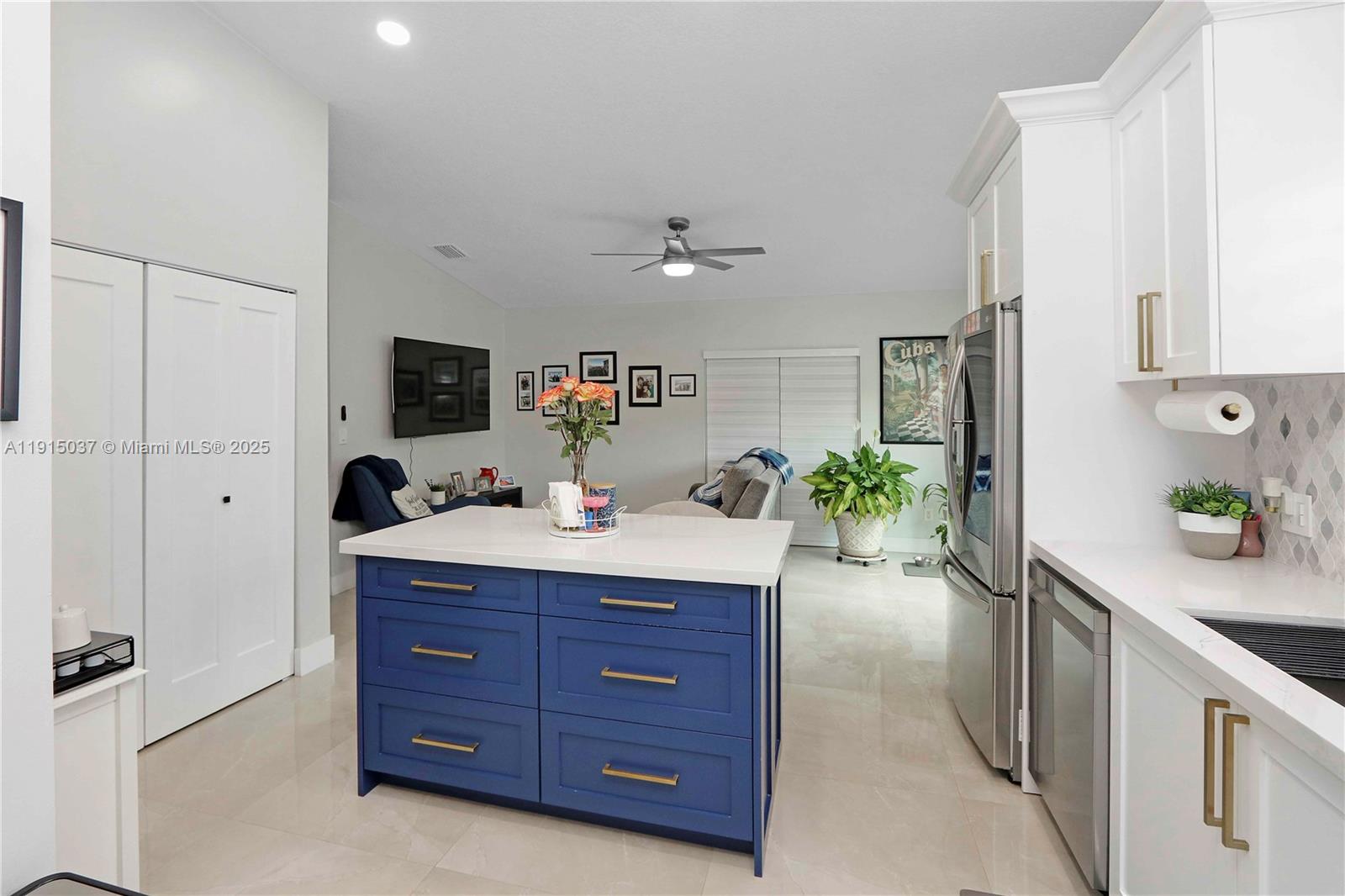 NATALIE HOMES - Residential