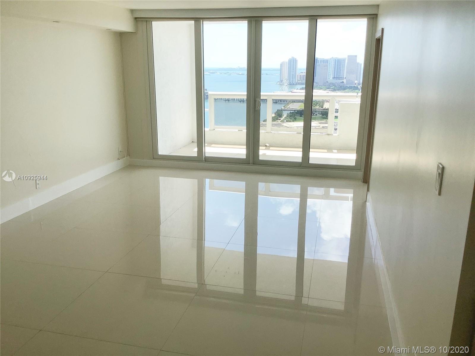 VENETIA CONDO THE GRAND - Residential