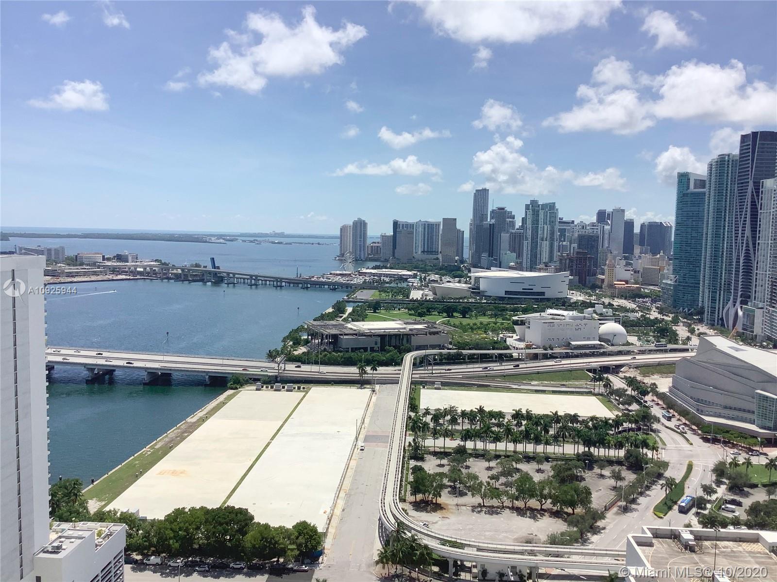 VENETIA CONDO THE GRAND - Residential