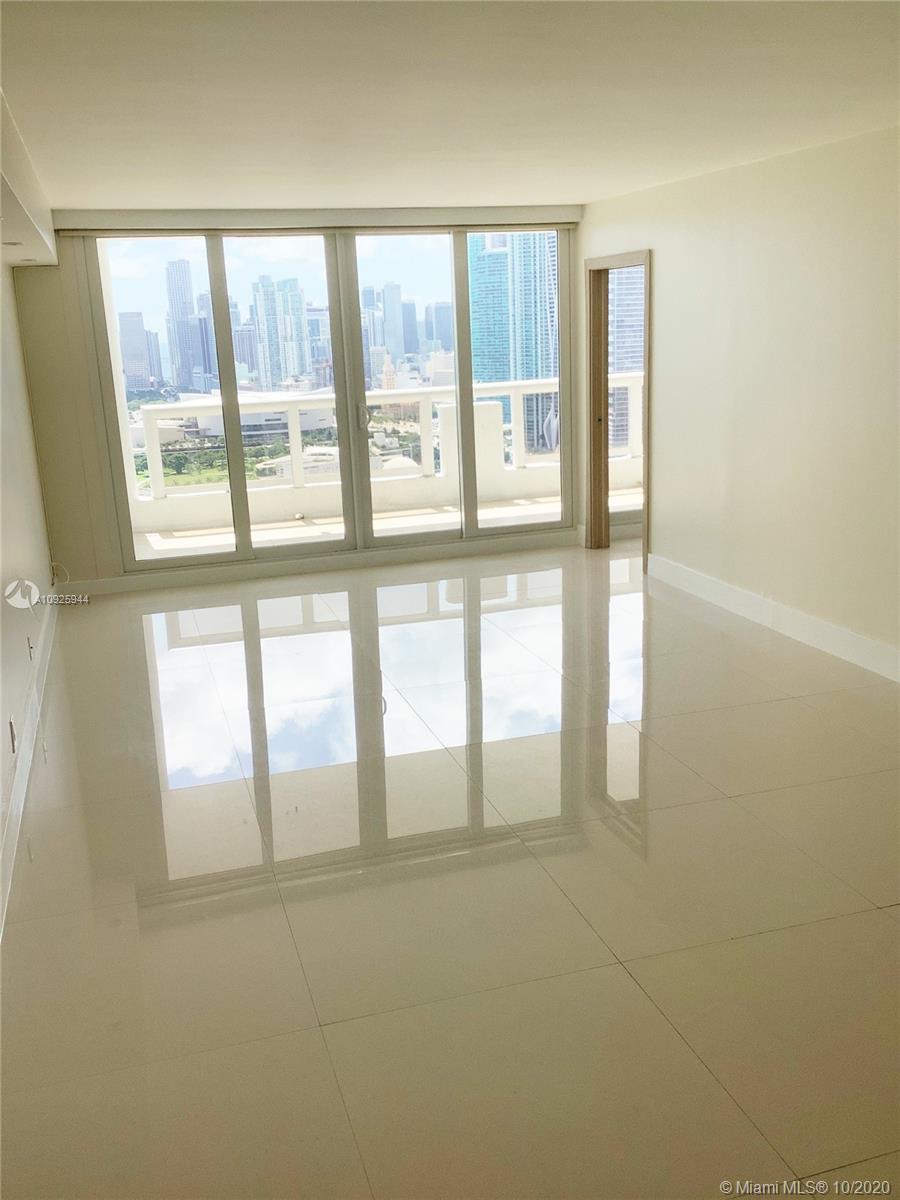 VENETIA CONDO THE GRAND - Residential