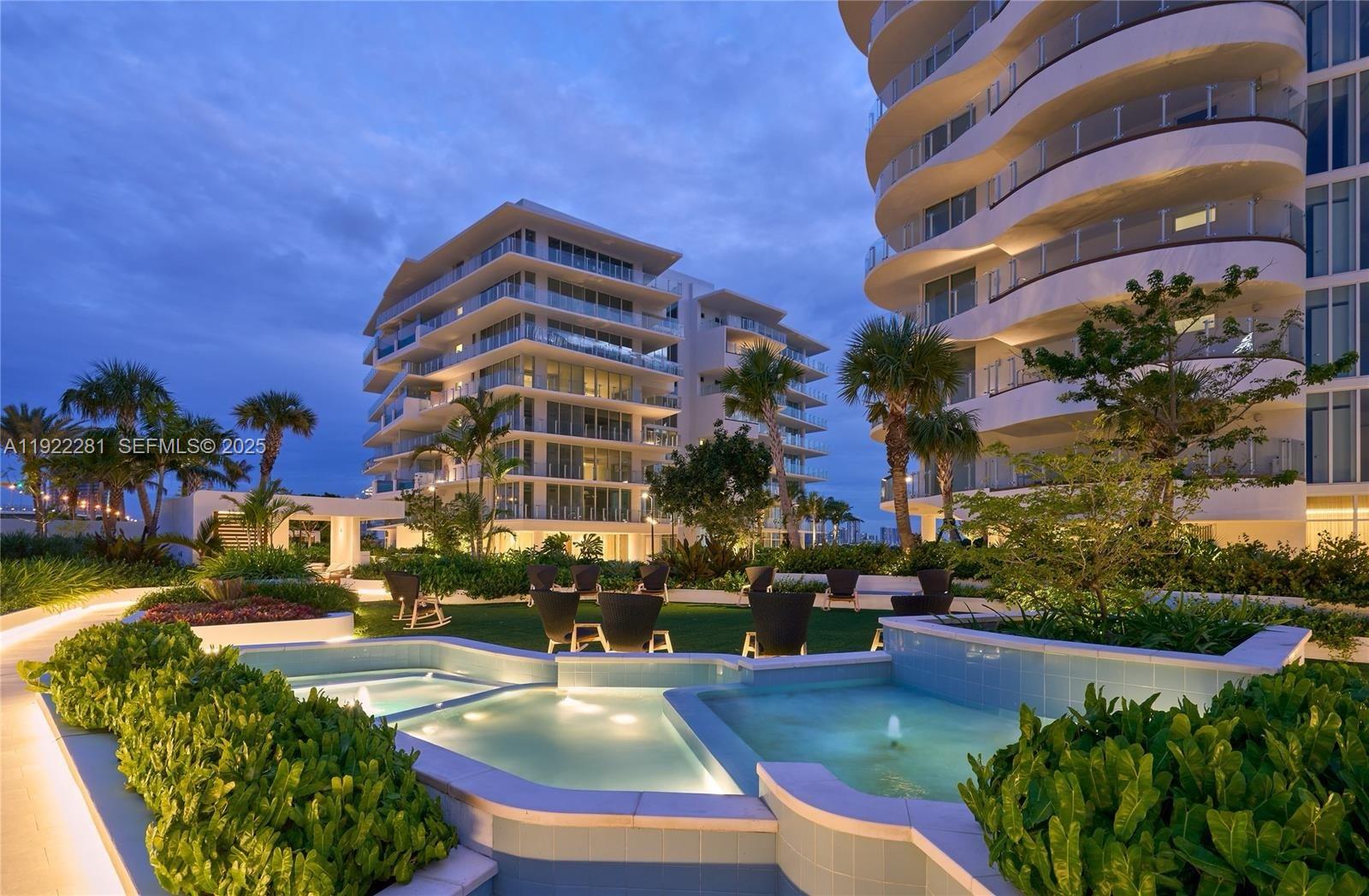 Azul Condominium - Residential