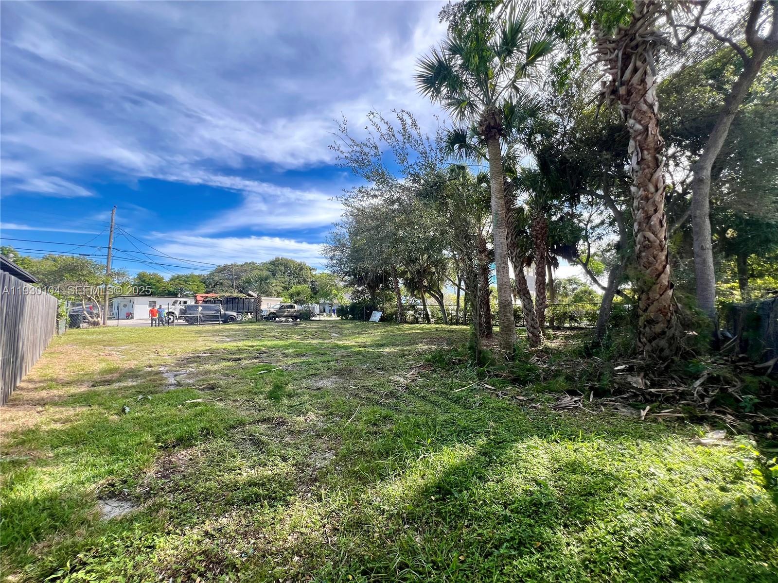 LINCOLN PARK CORR PLAT - Land