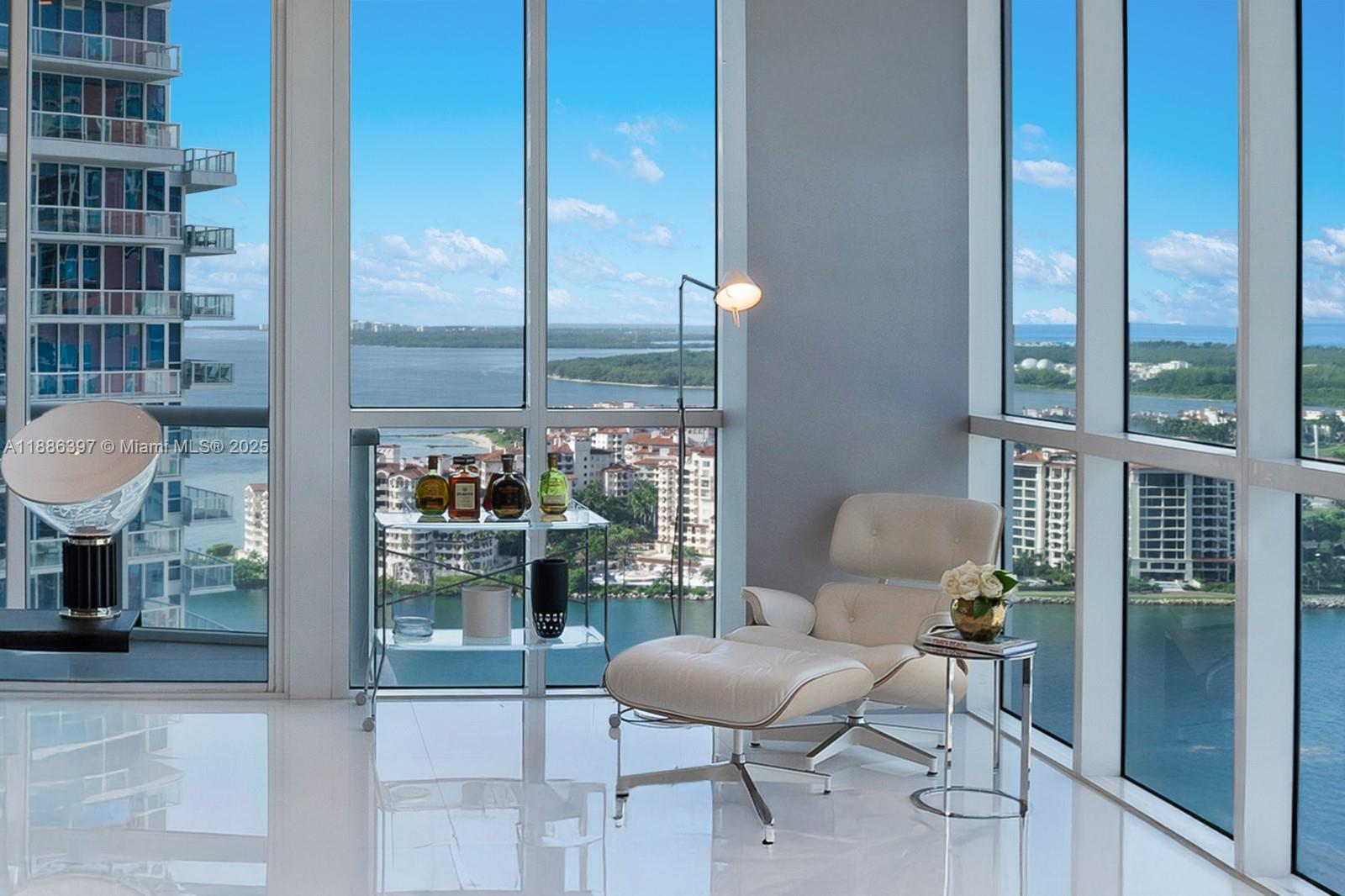 CONTINUUM ON SOUTH BEACH - Residential Lease