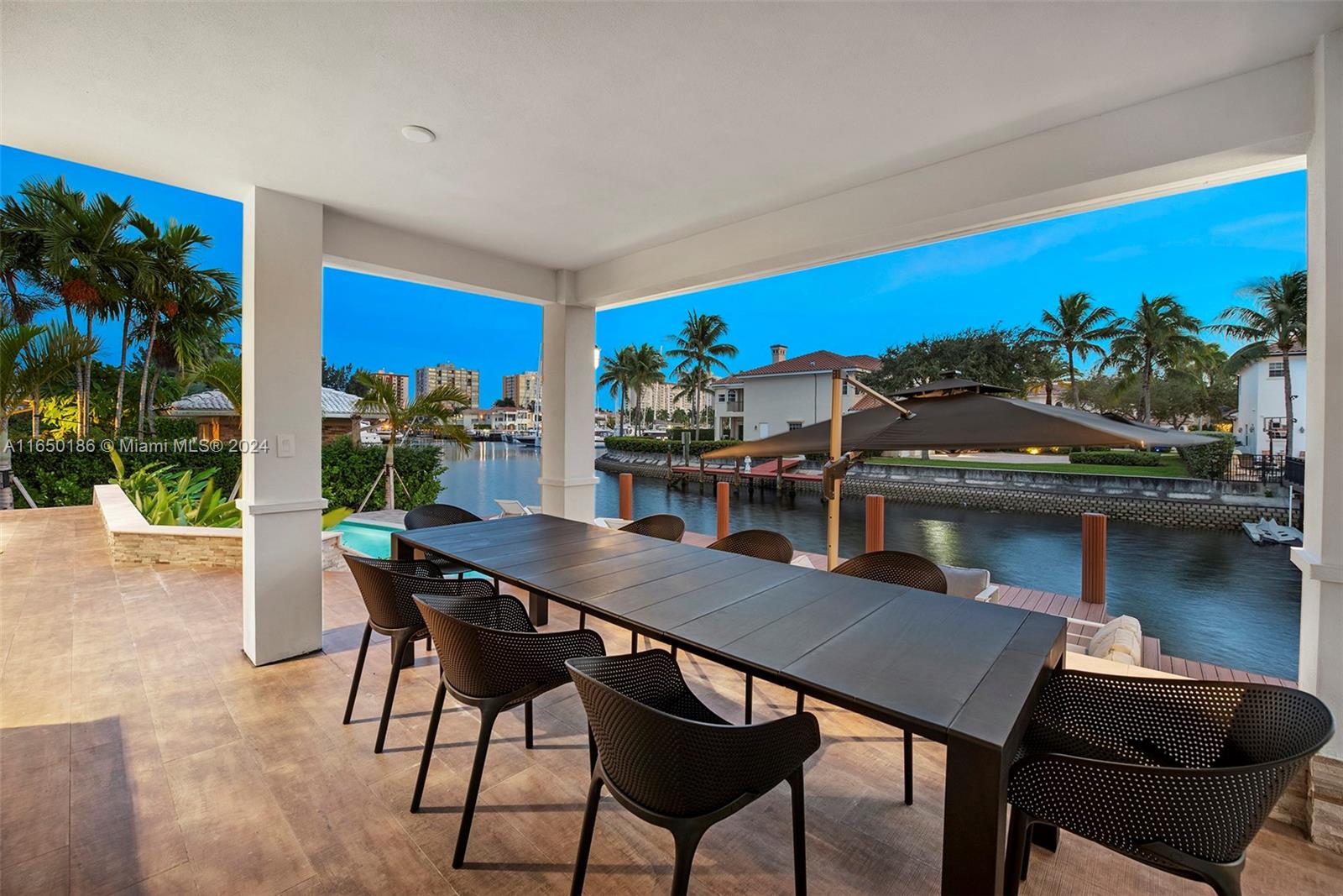 HOLLYWOOD GOLF ESTATES SE - Residential