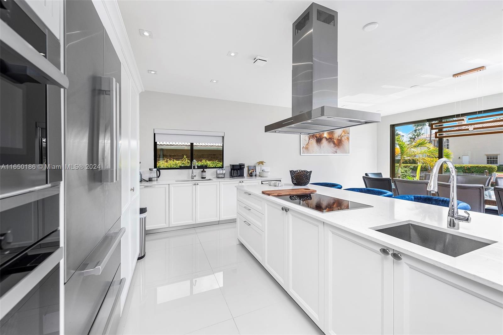HOLLYWOOD GOLF ESTATES SE - Residential