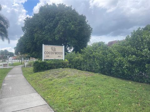 661 NE 195th St 309 Miami FL 33179