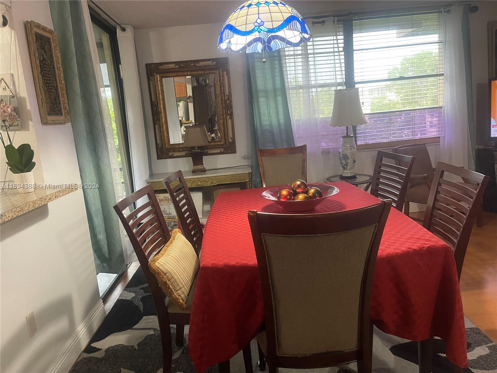 COCO WOOD CONDO - Residential