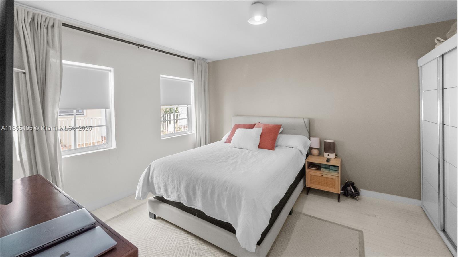 645 MICHIGAN AVE CONDO - Residential