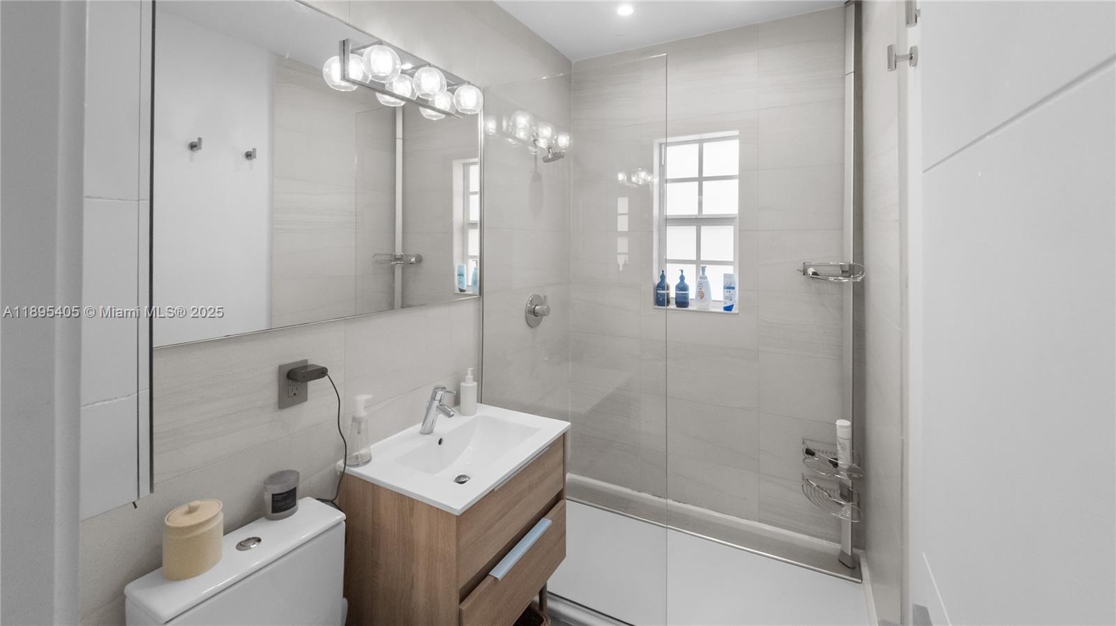 645 MICHIGAN AVE CONDO - Residential