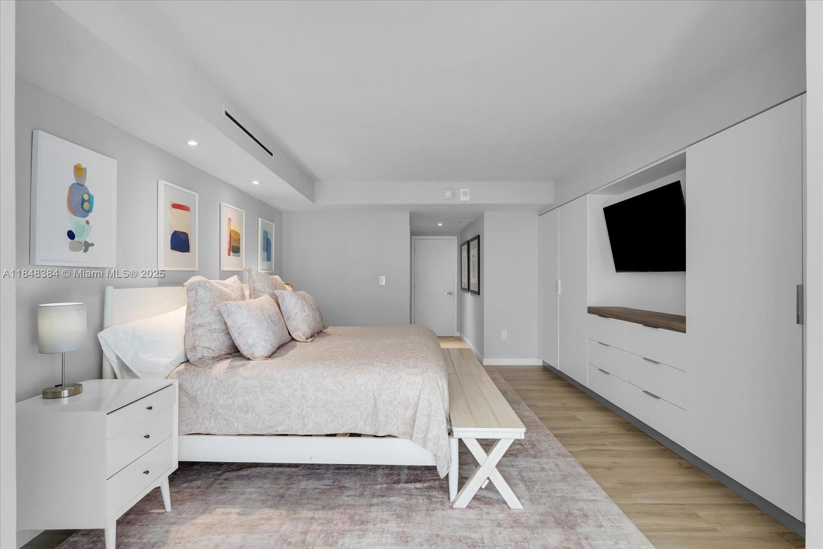 MAR-AZUL CONDO - Residential Lease