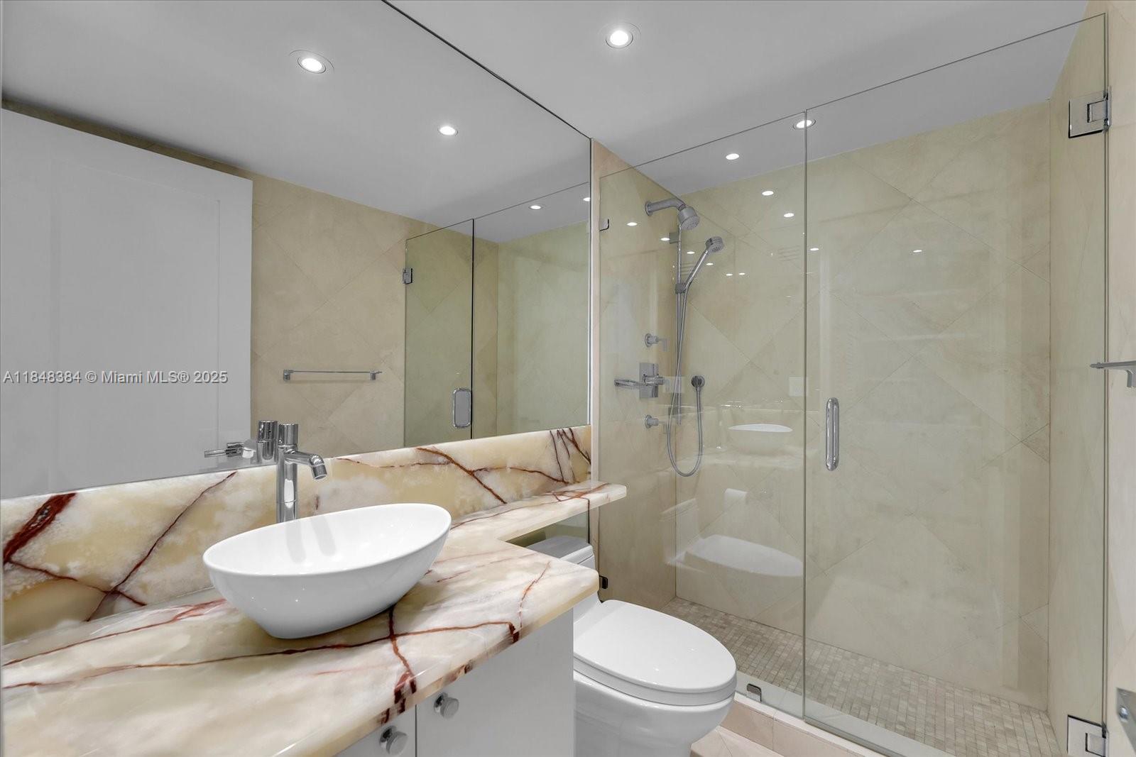 MAR-AZUL CONDO - Residential Lease