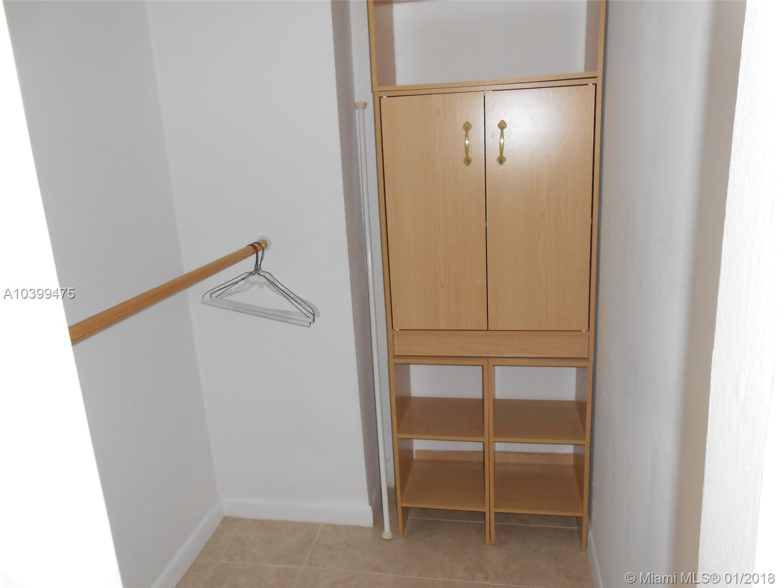 WILSHIRE CONDO - Residential