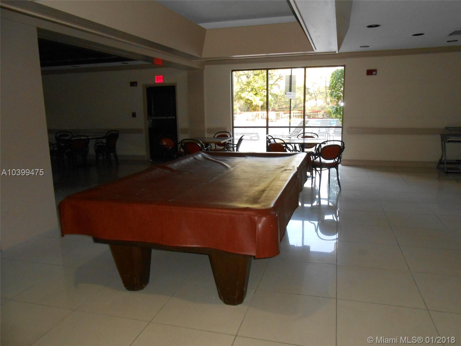 WILSHIRE CONDO - Residential