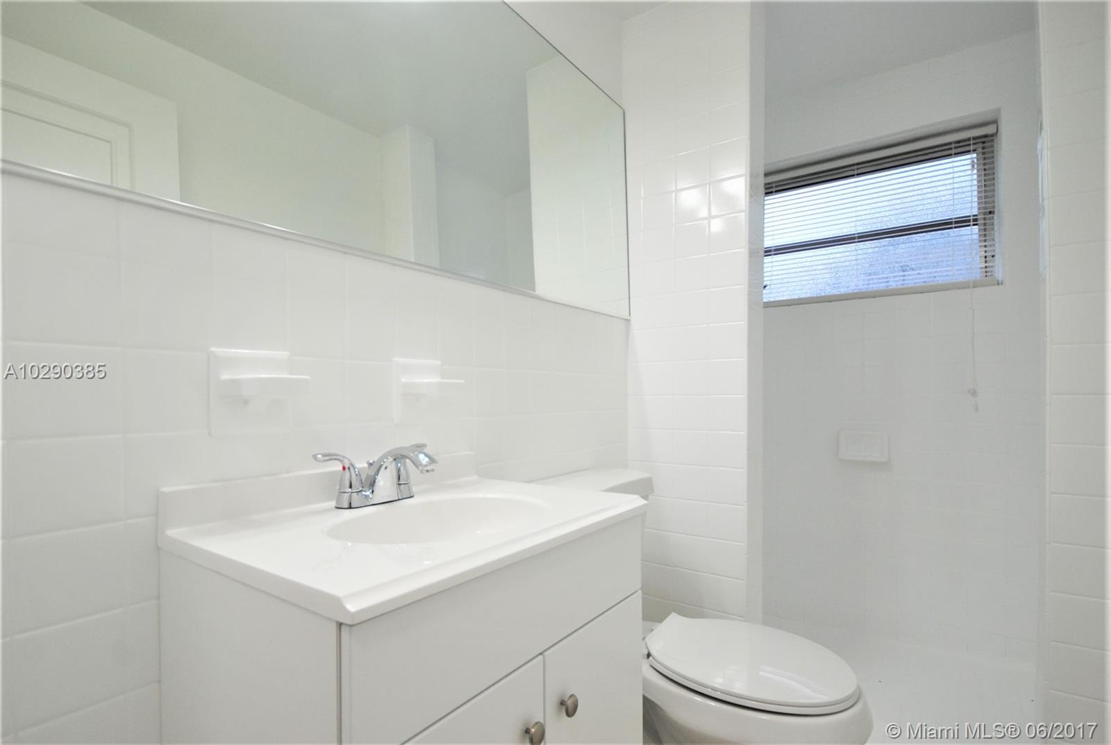 7 53 42 - Residential Lease