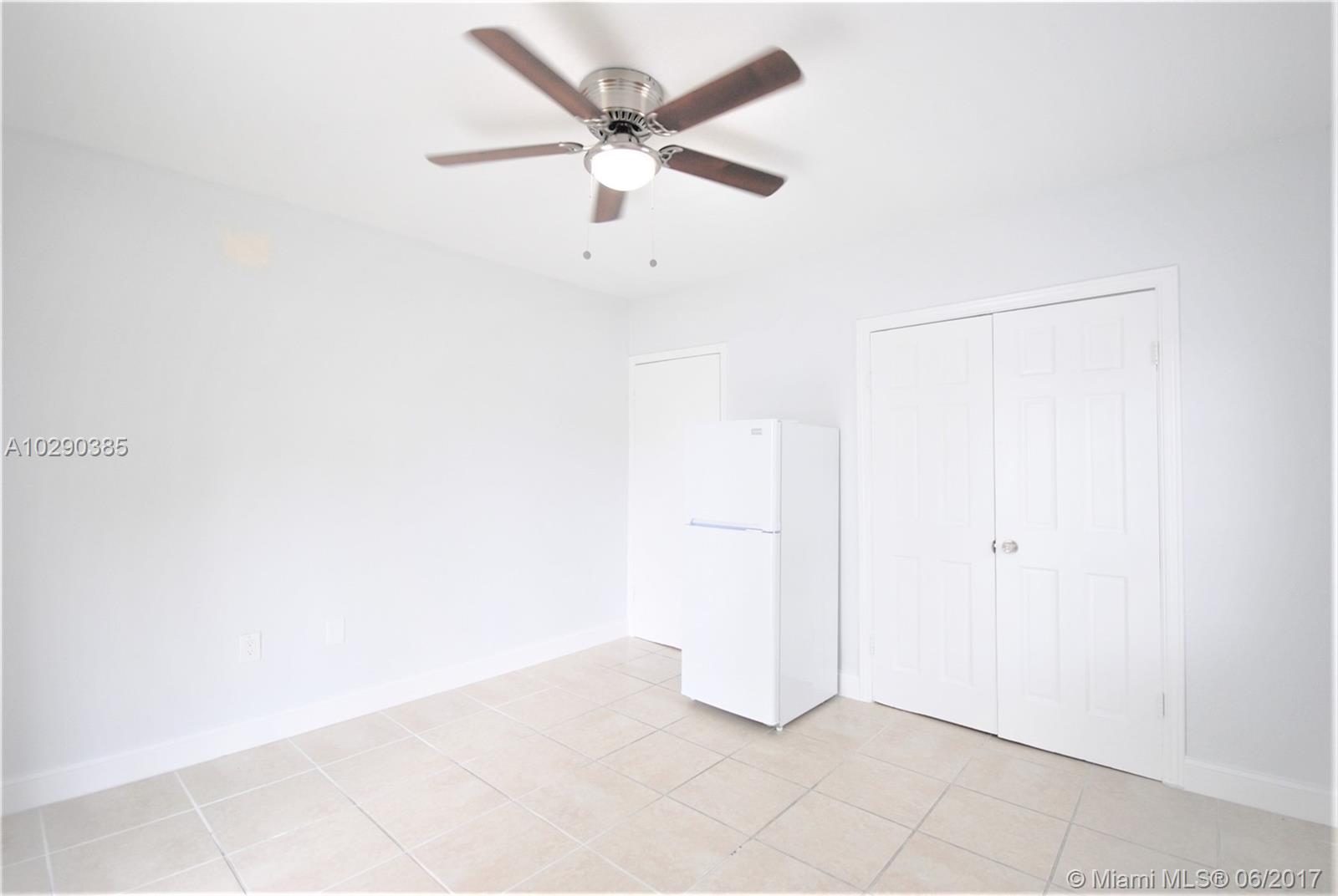 7 53 42 - Residential Lease