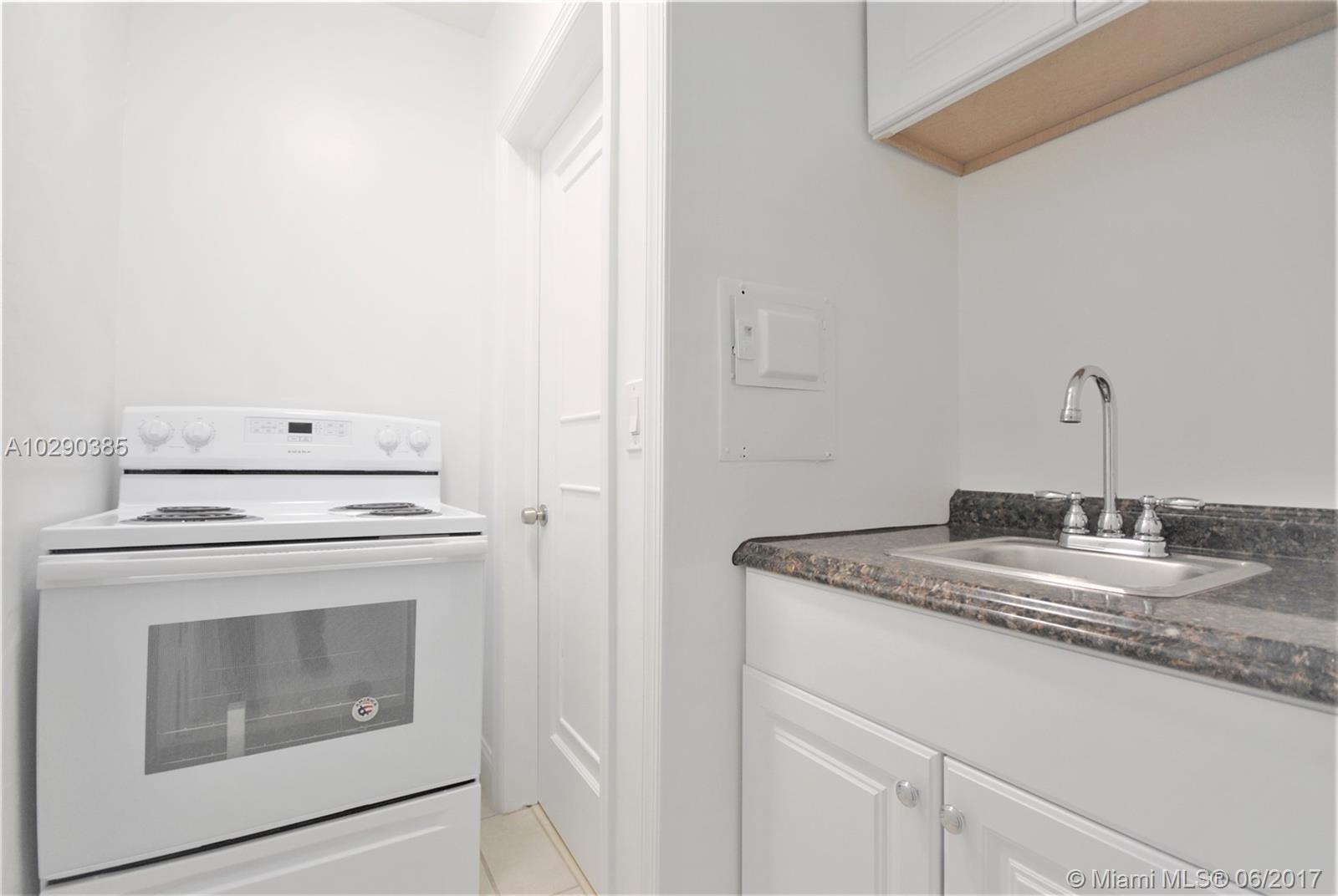 7 53 42 - Residential Lease