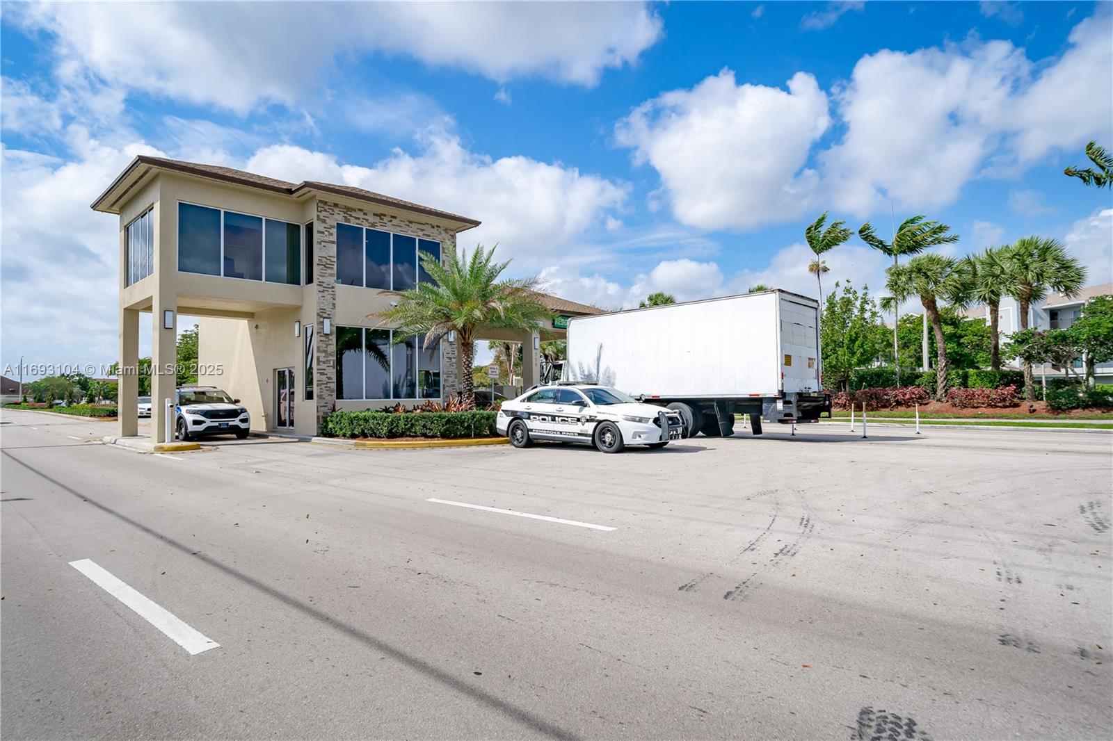 BUCKINGHAM EAST AT CENTUR - Residential