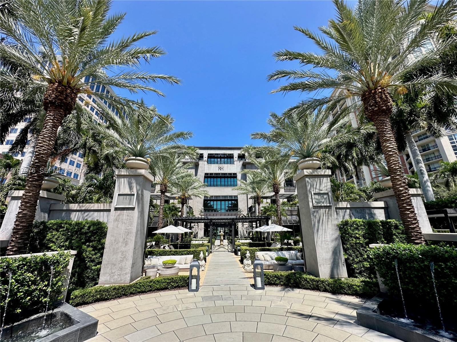 CITYPLACE SOUTH TOWER CON - Residential
