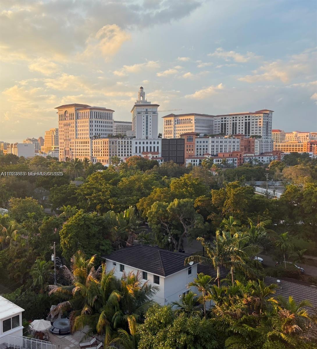 2650 SW 37th Ave 807, Miami, FL, 33133/$555,000 1 2650 SW 37th Ave 807