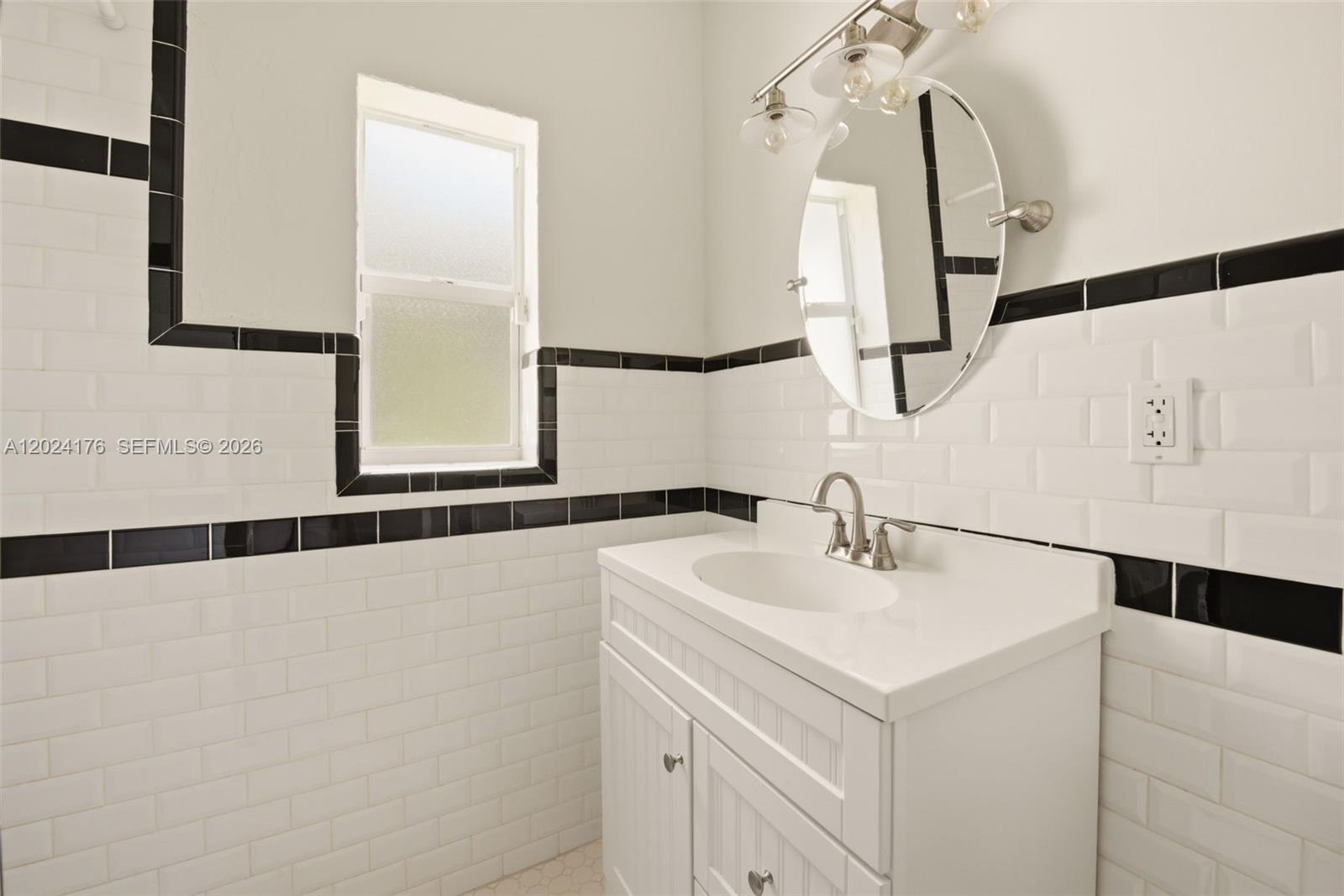 MIAMI SHORES SEC 1 AMD - Residential Lease
