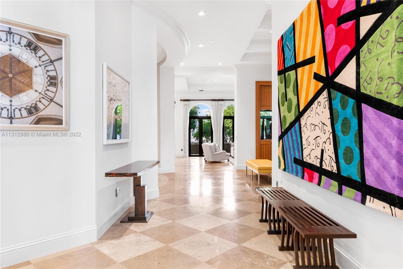 ISLAND ESTATES - Residential