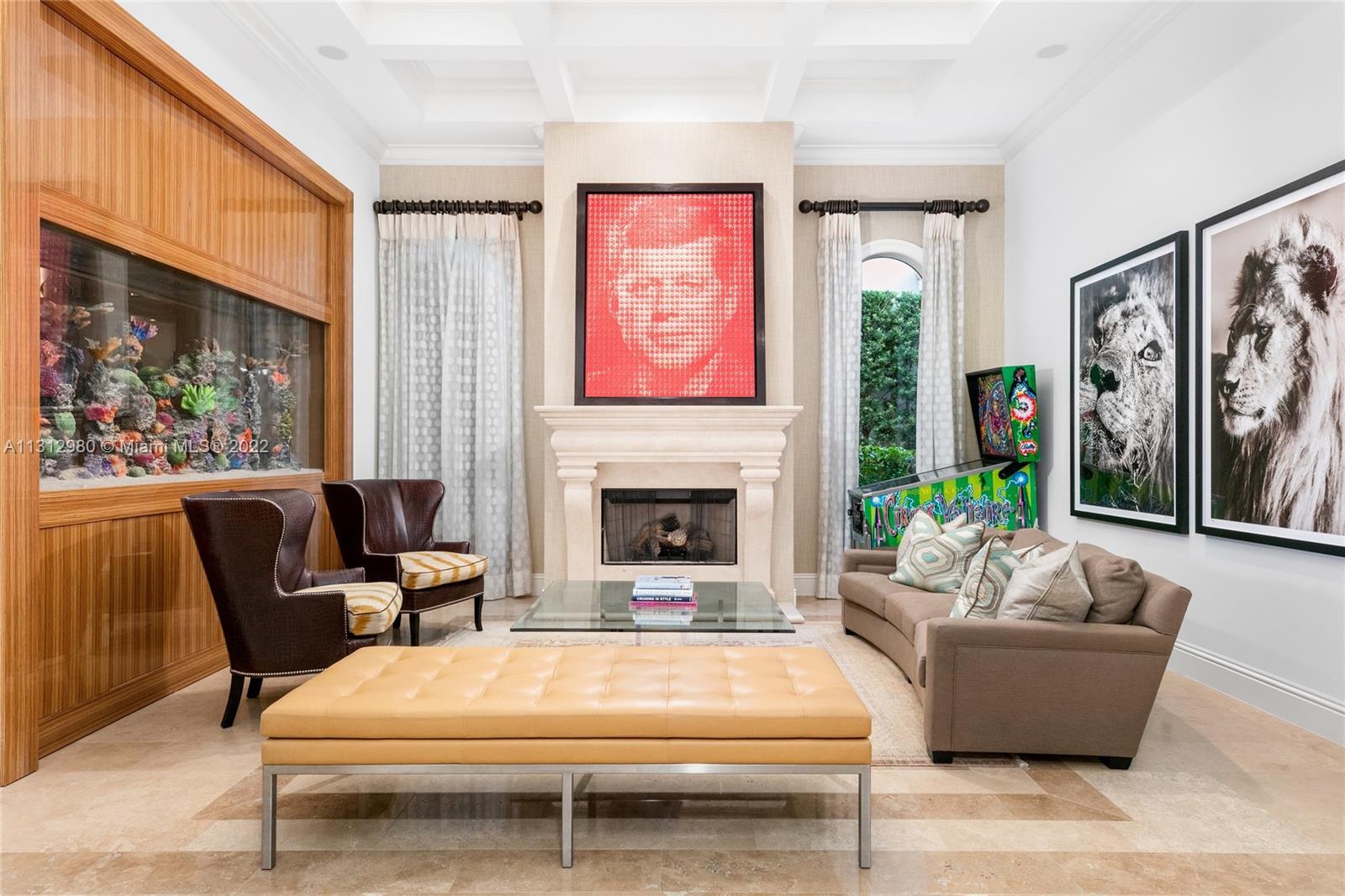 ISLAND ESTATES - Residential