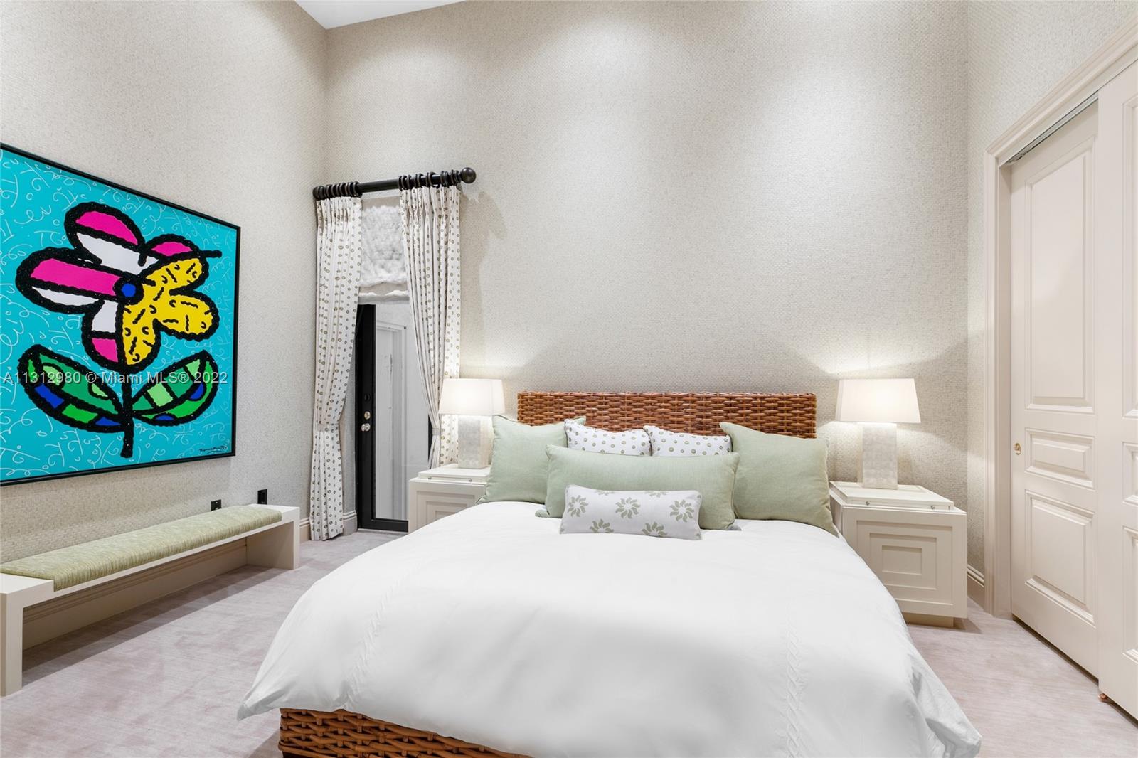 ISLAND ESTATES - Residential