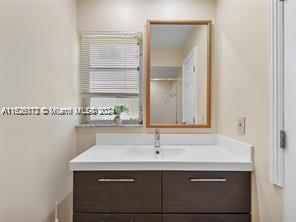 MEADOWBROOK TOWERS CONDO - Residential