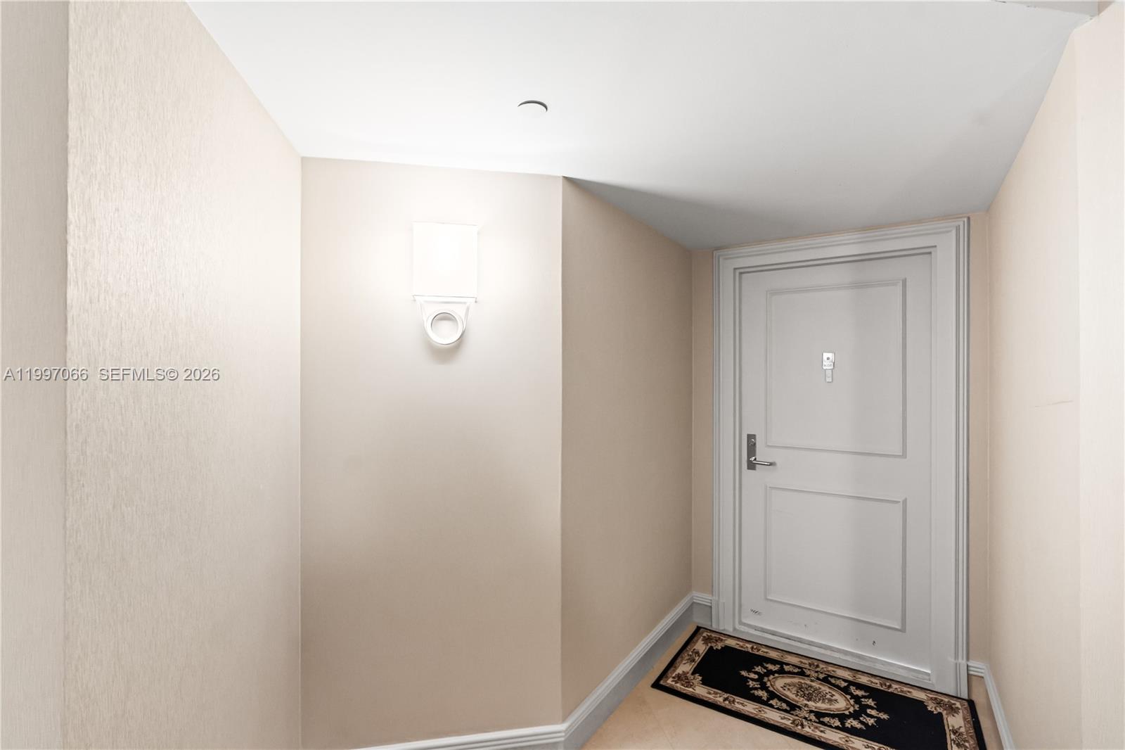 19101 NE 36th Ct 1605