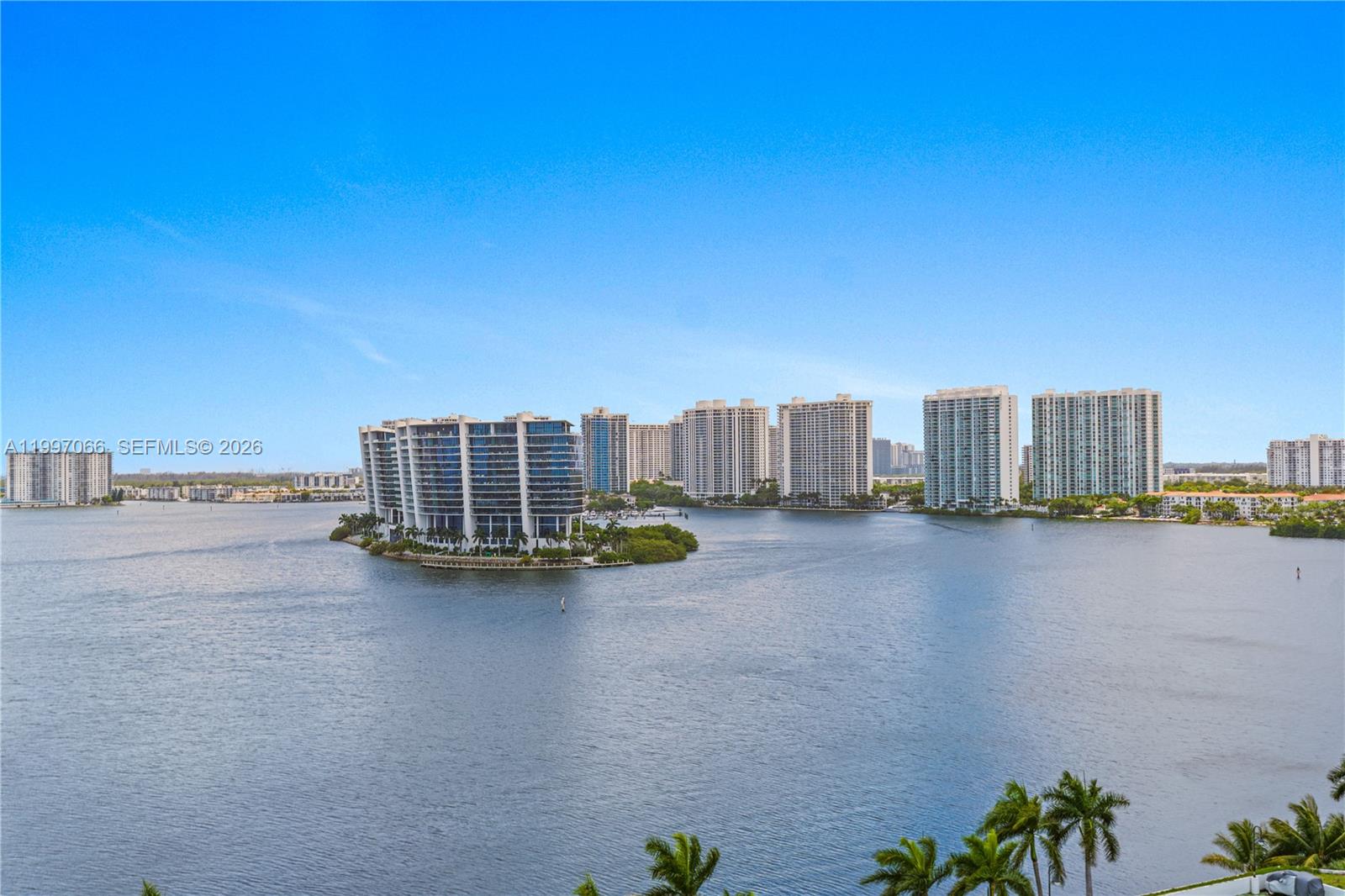 19101 NE 36th Ct 1605