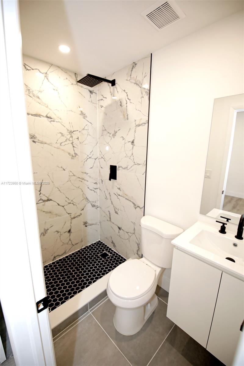 POMPANO BEACH HIGHLANDS 5 - Residential