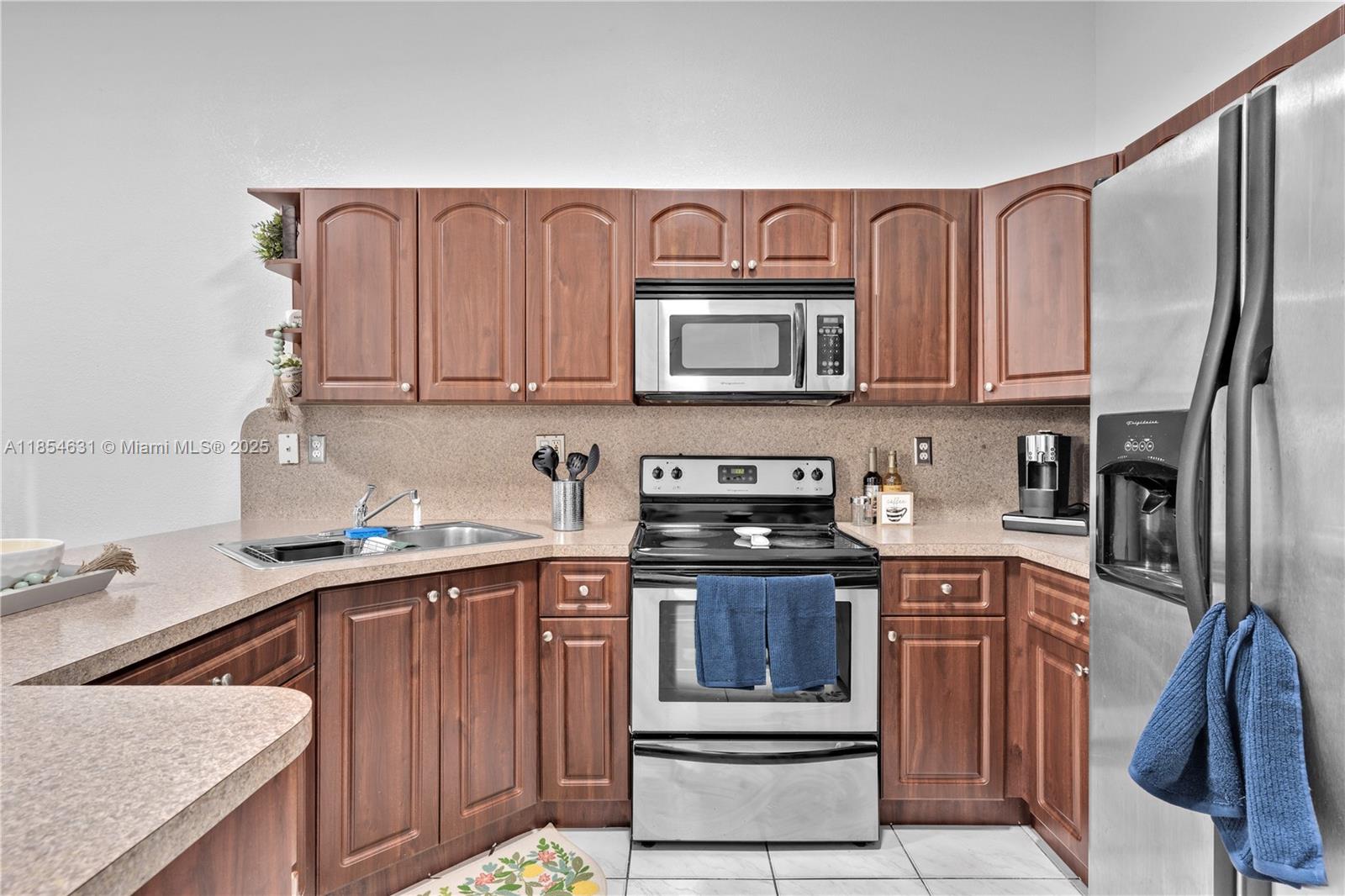 9035 NW 117th St 0