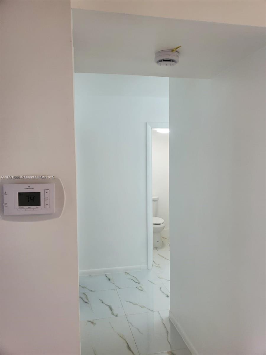 GARDEN LAKES OF INVERRARY - Residential